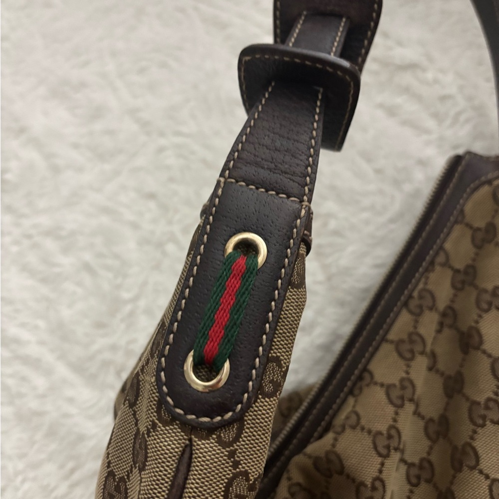 Authentic Gucci GG Canvas Hobo Shoulder Bag - Picture 2 of 11